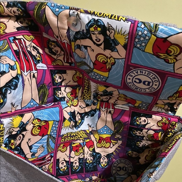 Fabric Clutch with DC Lined Fabric - Picture 2 of 3